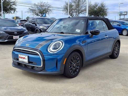 Used 2023 MINI Cooper Convertible image 3