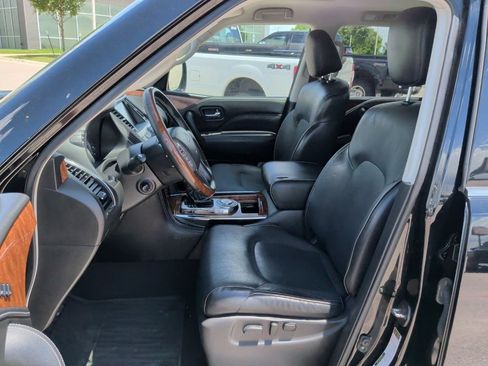 Used 2019 INFINITI QX80 Luxe w/ All-Season Package RWD image 18