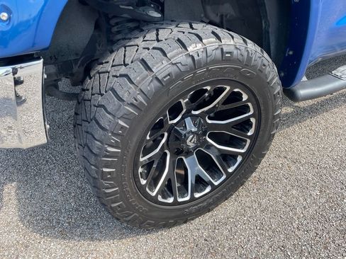 Used 2018 Toyota Tundra SR5 w/ SR5 Upgrade Package AWD/4WD image 11