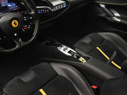 Used 2022 Ferrari SF90 Stradale image 46