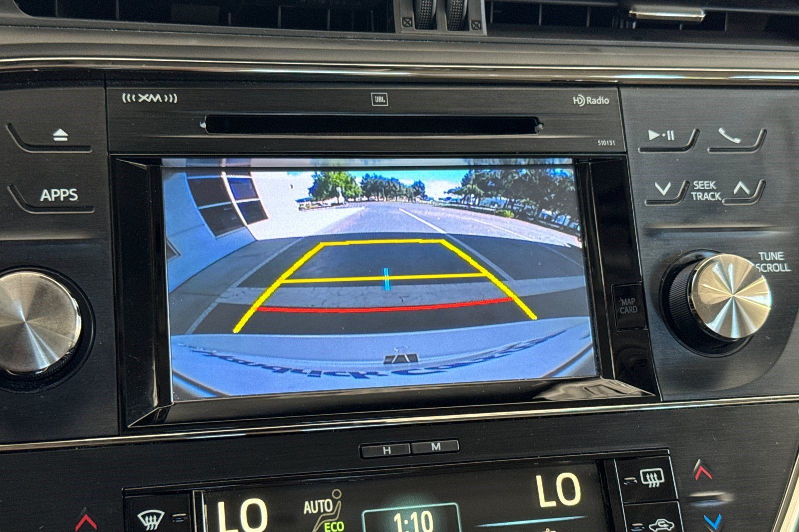 Used 2016 Toyota Avalon Limited FWD image 26