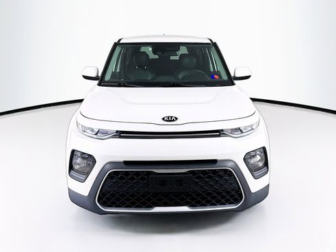 Used 2020 Kia Soul S image 3