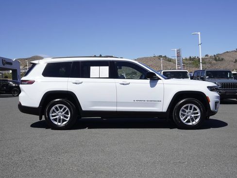 Used 2025 Jeep Grand Cherokee L Laredo w/ Trailer Tow Package AWD/4WD image 3