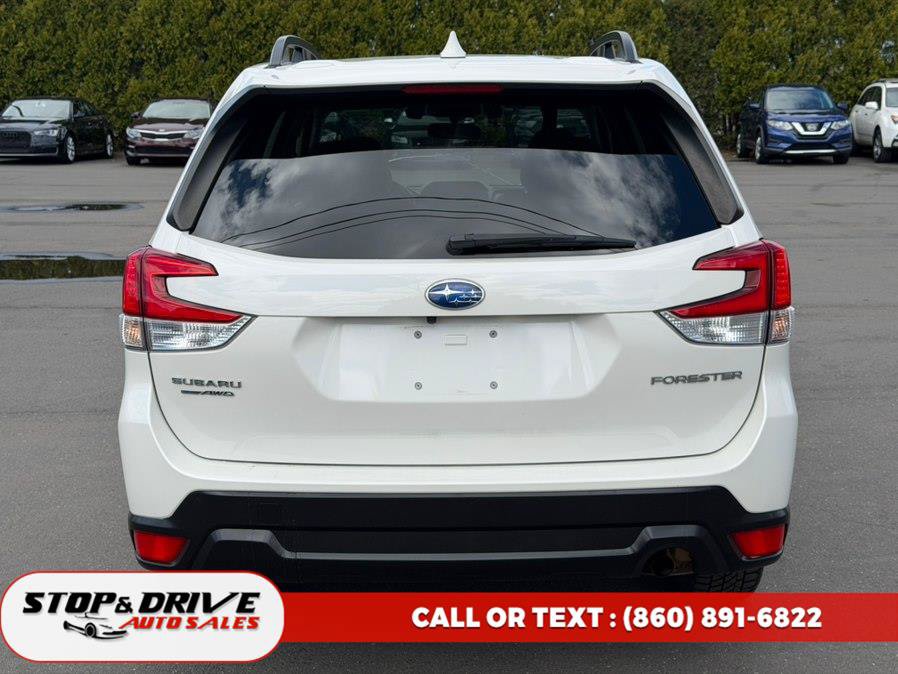 Used 2020 Subaru Forester Premium AWD/4WD image 4