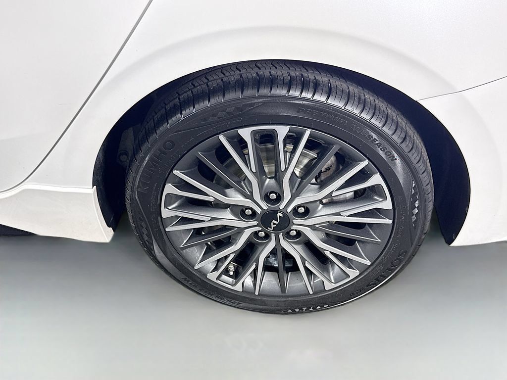 Used 2022 Kia Forte GT-Line w/ GT-Line Premium Package FWD image 34