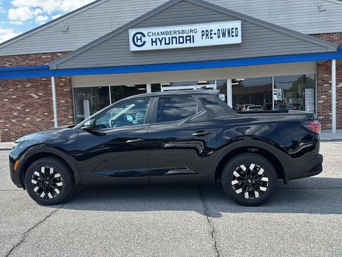Certified 2025 Hyundai Santa Cruz SE AWD/4WD image 2