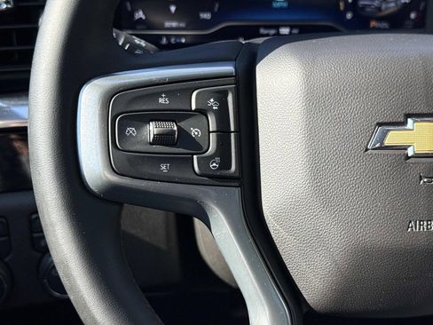 Used 2024 Chevrolet Silverado 1500 LT AWD/4WD image 8