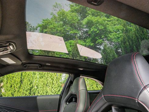 Used 2025 Dodge Charger Scat Pack w/ Track Pack image 18