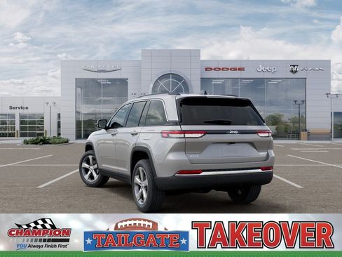 New 2026 Jeep Grand Cherokee Limited AWD/4WD image 3