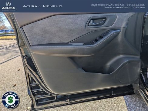 Used 2021 Nissan Rogue S image 22