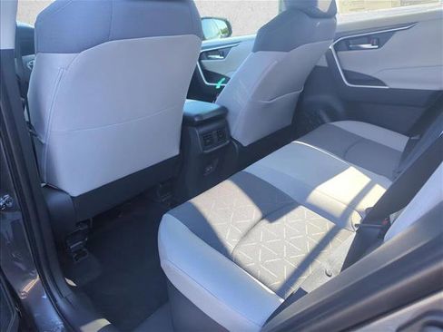 Used 2025 Toyota RAV4 XLE AWD/4WD image 25