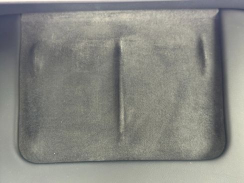 Used 2023 Tesla Model Y Long Range image 33