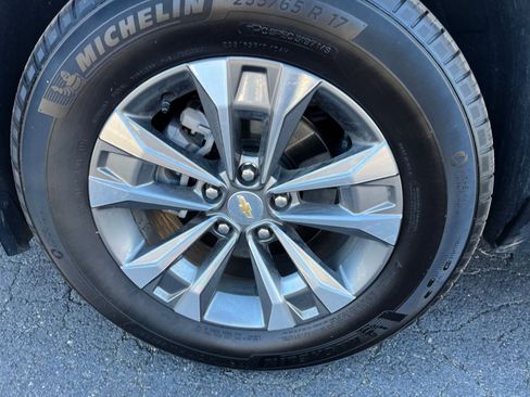 Used 2025 Chevrolet Equinox LT image 25