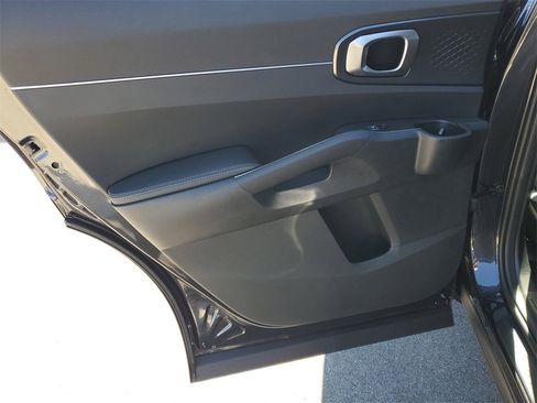 New 2026 Kia Sorento S w/ S Panoramic Sunroof Package image 24