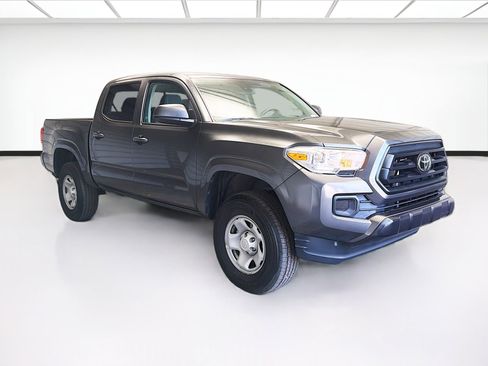 Used 2023 Toyota Tacoma SR image 3