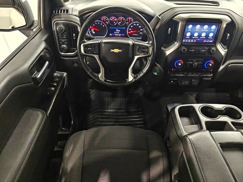 Used 2021 Chevrolet Silverado 1500 LT w/ Convenience Package II AWD/4WD image 4