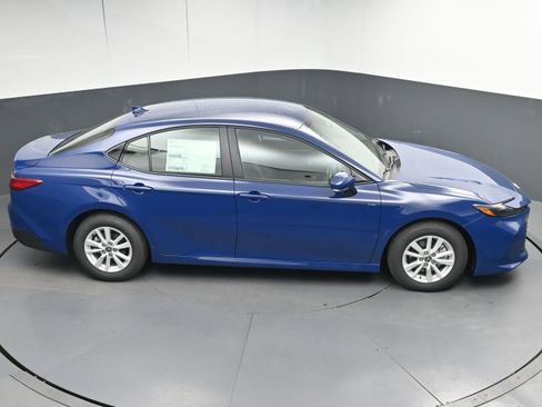 New 2026 Toyota Camry LE image 29