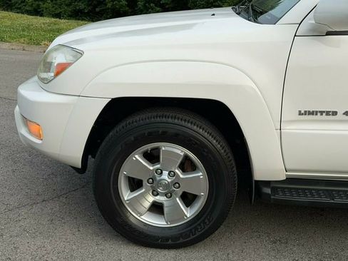 Used 2005 Toyota 4Runner Limited AWD/4WD image 3
