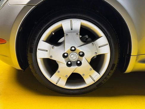 Used 2005 Lexus SC 430 Convertible image 10