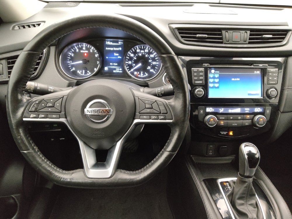 Used 2017 Nissan Rogue SL FWD image 22