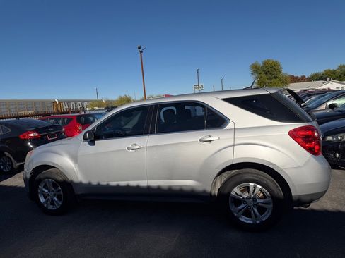 Used 2011 Chevrolet Equinox LS image 23