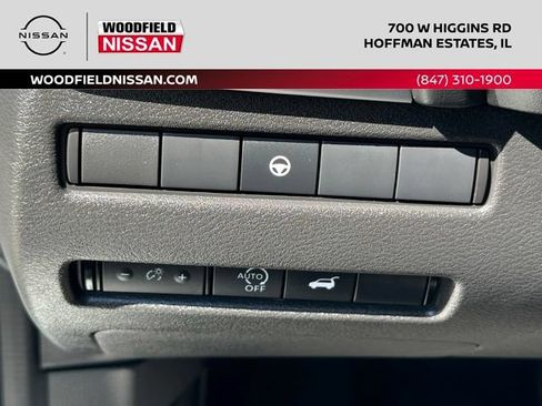 Certified 2025 Nissan Rogue SV AWD/4WD image 22