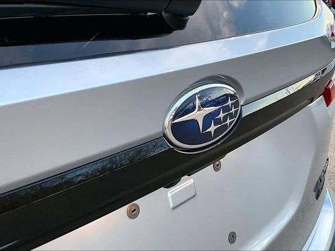 Used 2025 Subaru Ascent Onyx Edition image 10