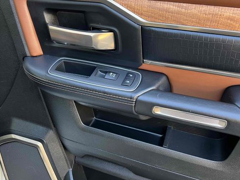 Used 2022 RAM 2500 Limited AWD/4WD image 70