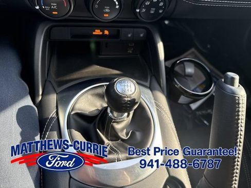 Used 2024 MAZDA MX-5 Miata Club RWD image 17