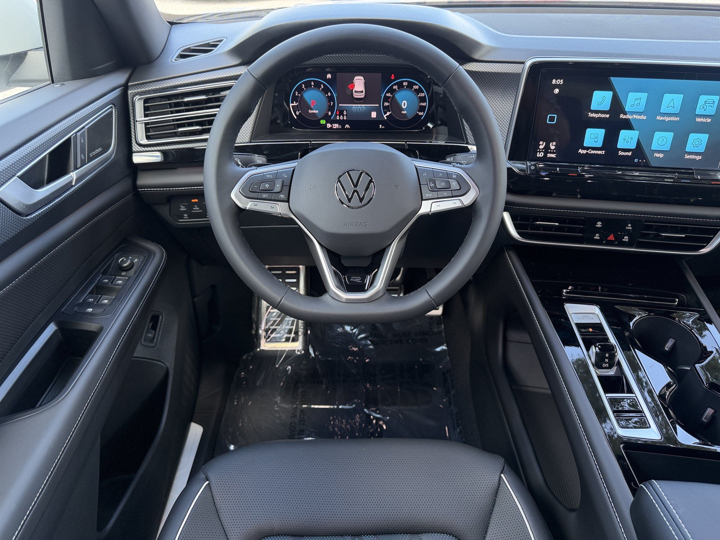 New 2026 Volkswagen Atlas Cross Sport SEL Premium R-Line AWD/4WD image 15
