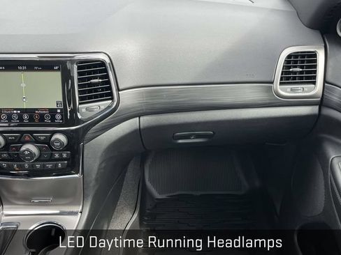 Used 2022 Jeep Grand Cherokee Laredo X AWD/4WD image 19