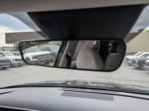 Used 2025 Hyundai Tucson SEL FWD image 29