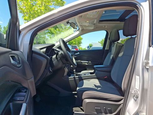 Used 2017 Ford Escape SE AWD/4WD image 11