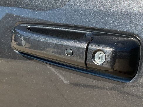 Used 2021 RAM 2500 Power Wagon image 11