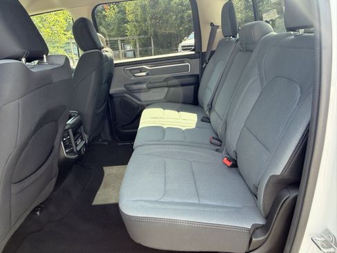 Used 2020 RAM 1500 Big Horn AWD/4WD image 26
