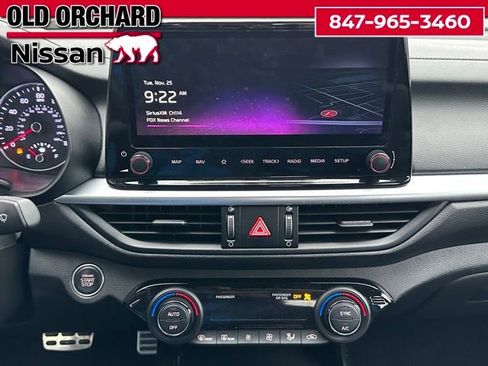 Used 2023 Kia Forte GT-Line image 16