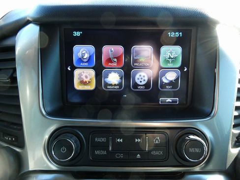 Used 2019 Chevrolet Suburban Premier image 35