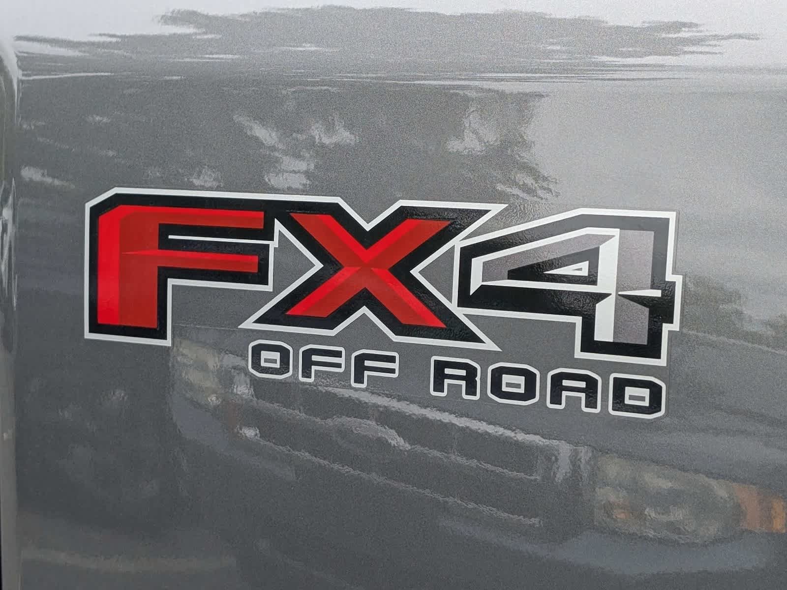Used 2025 Ford Ranger Lariat w/ FX4 Off-Road Package AWD/4WD image 11
