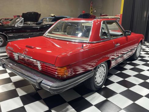 Used 1989 Mercedes-Benz 560 SL image 9