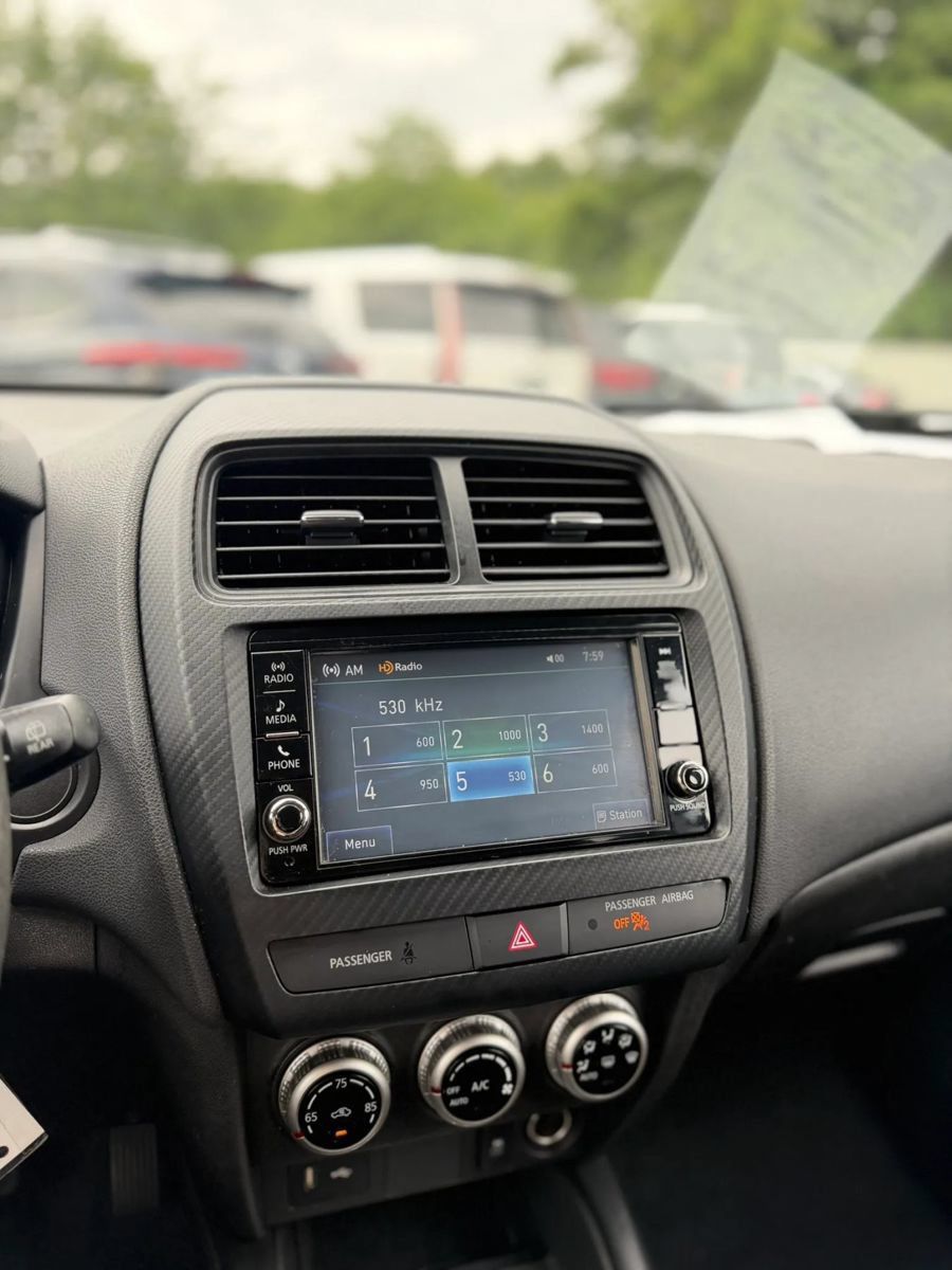 Used 2021 Mitsubishi Outlander Sport LE AWD/4WD image 20