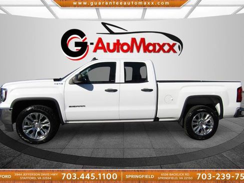 Used 2017 GMC Sierra 1500 4x4 Double Cab w/ Sierra Convenience Package image 8