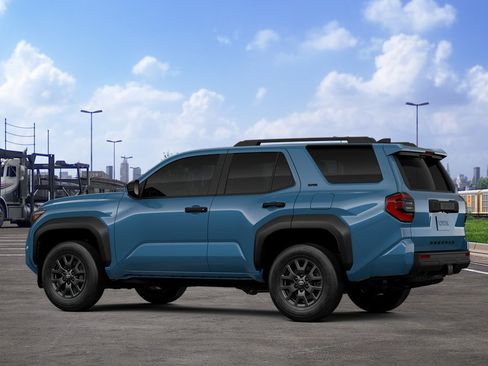 New 2026 Toyota 4Runner SR5 AWD/4WD image 5