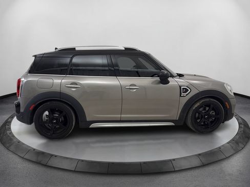 Used 2018 MINI Cooper Countryman S FWD image 4