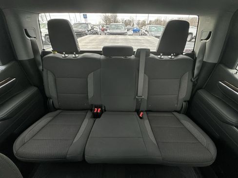 Used 2025 Chevrolet Silverado 1500 LT Trail Boss AWD/4WD image 22