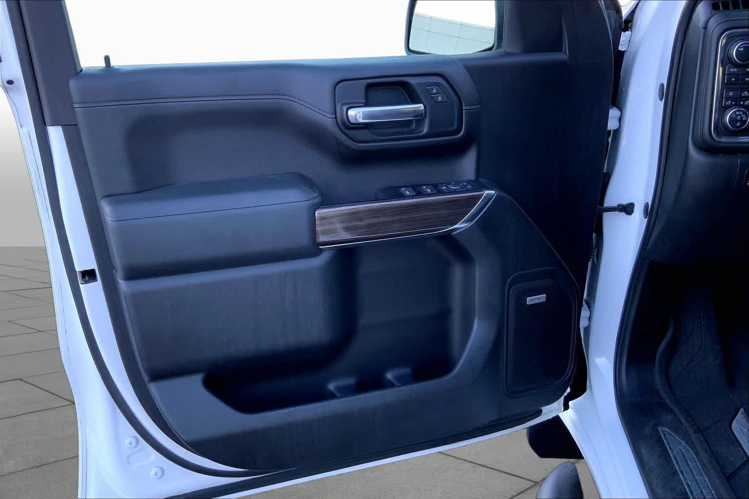 Used 2019 Chevrolet Silverado 1500 RST AWD/4WD image 19
