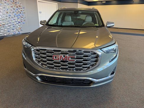 Used 2018 GMC Terrain Denali w/ Comfort Package image 2