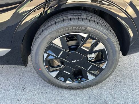 New 2026 Kia Sportage SX AWD/4WD image 36
