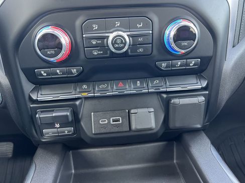 Certified 2020 GMC Sierra 1500 SLT w/ SLT Premium Package image 11