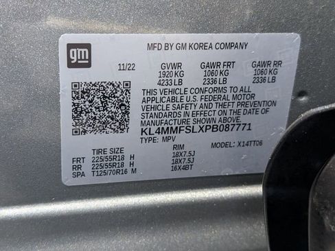 Used 2023 Buick Encore GX Essence w/ Experience Buick Package FWD image 21