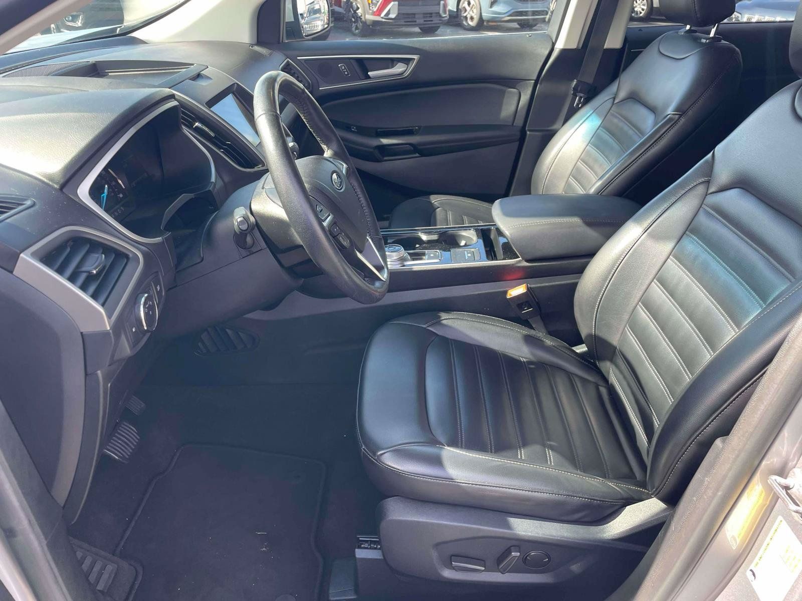 Used 2020 Ford Edge SEL AWD/4WD image 15